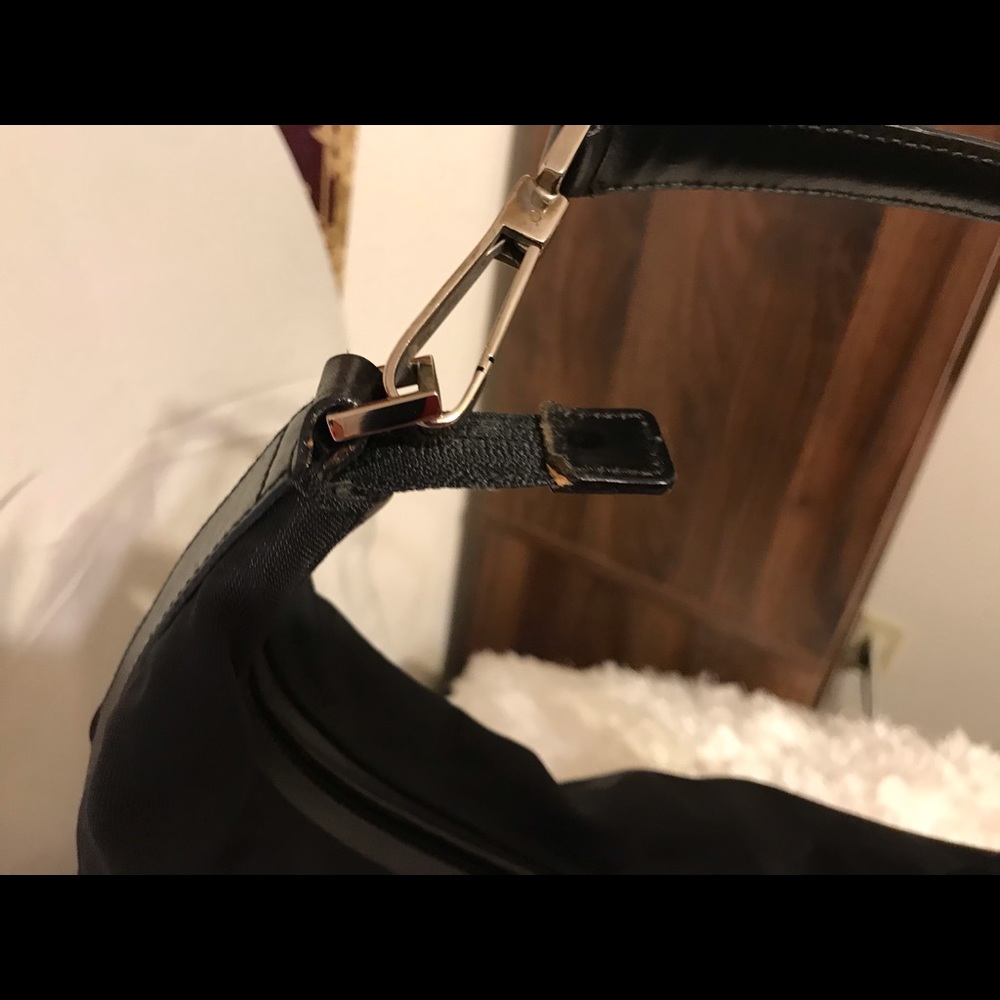 Gucci black nylon shoulder bag - Picture 5 of 8